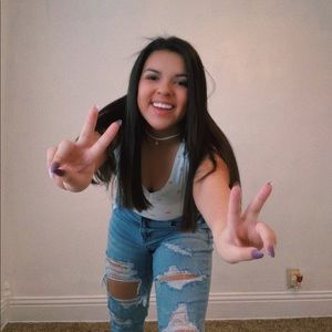 Meet your Posher, Natalie